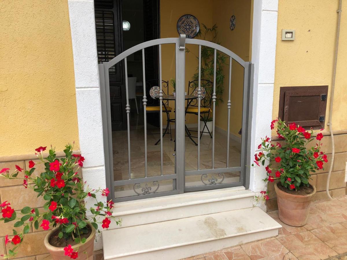 טראפטו Casa Vacanze Makari מראה חיצוני תמונה